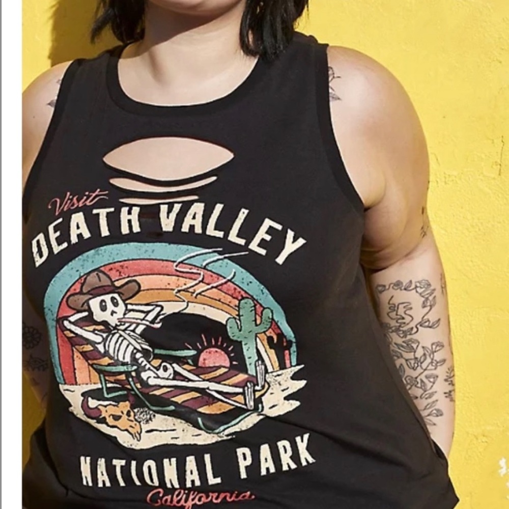 Torrid short Sleeve National Park shirt